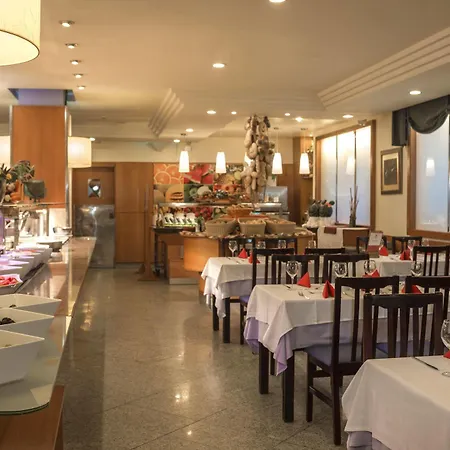4r Playa Park 3* Σαλού